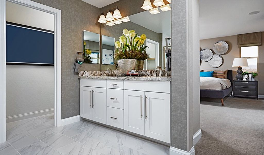 Furnished interior in a model home at Entrada La Coraza in Sahuarita (Image 27).