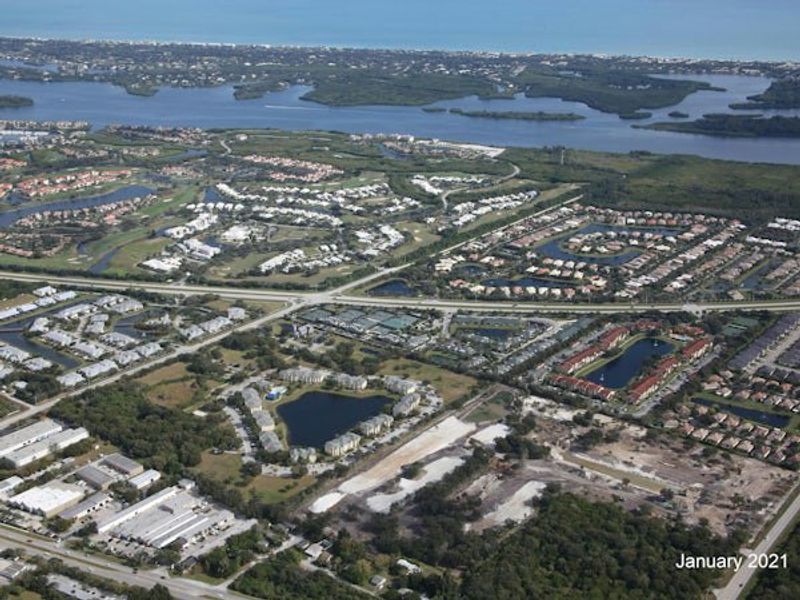 Aerial view of the Lucaya Pointe community in Vero Beach, FL, showing layout and nearby surroundings (Image 22).