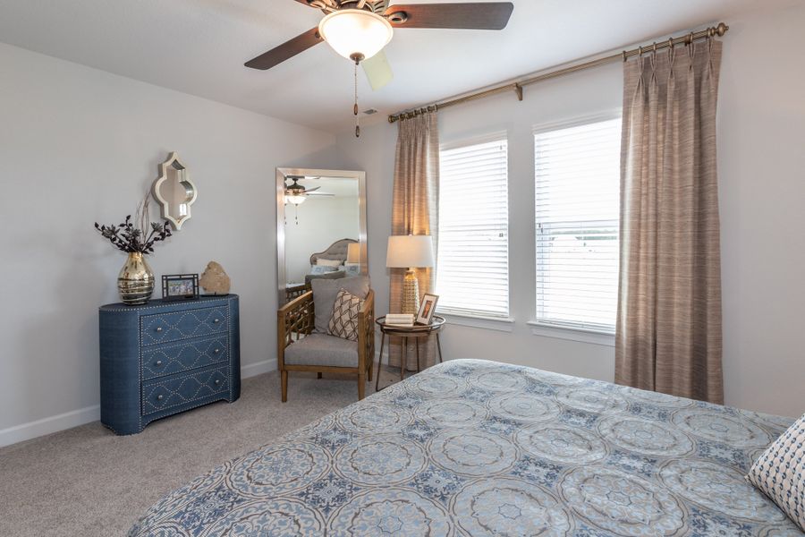 Furnished interior in a model home at The Gables in Moyock (Image 53).