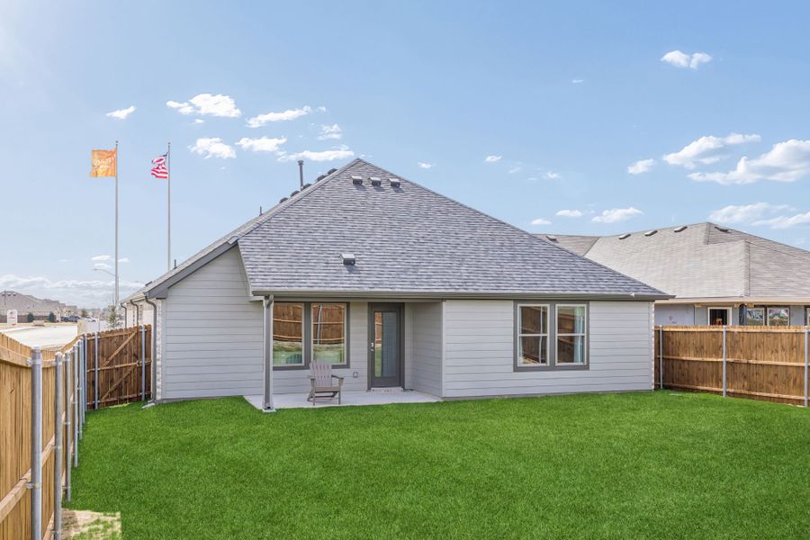 Covered Patio in a Terra Vella Hayden Model Home in Fort Worth TX by Trophy Signature Homes