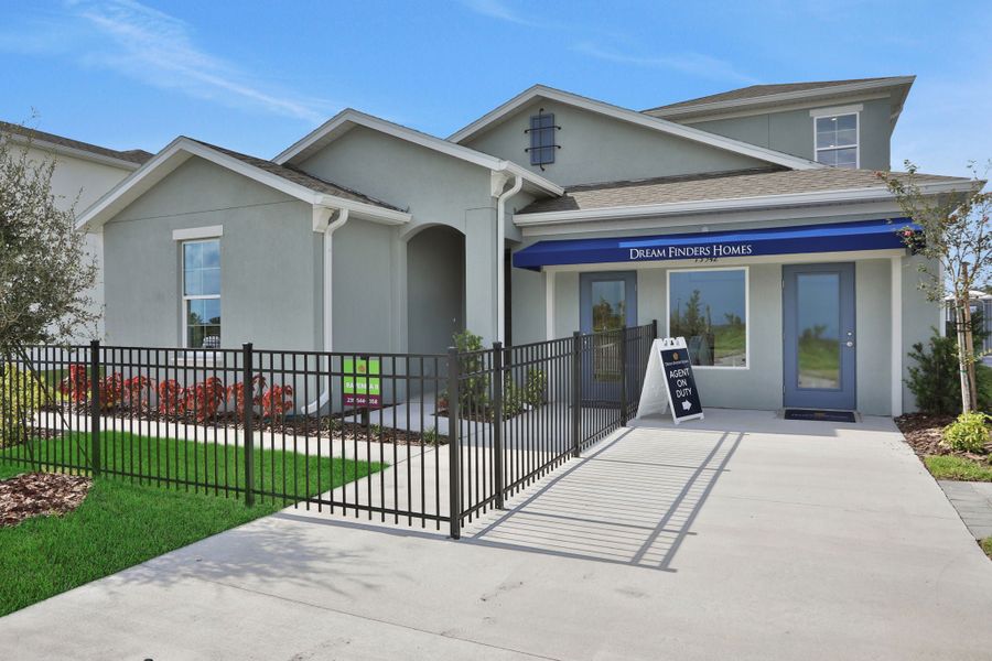 New Homes in Punta Gorda, FL.  - Slide 1