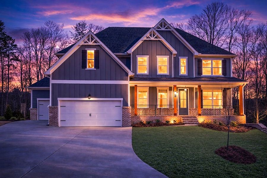 Front exterior of a home in the The Manor at Gainesville Township community, located in Gainesville, GA (Image 16).