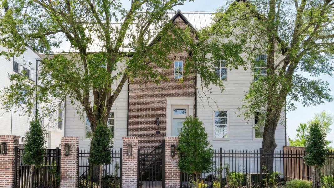 Front exterior of a home in the chatterton Oaks community, located in Houston, TX (Image 10). Front exterior of a home in the chatterton Oaks community, located in Houston, TX (Image 10).