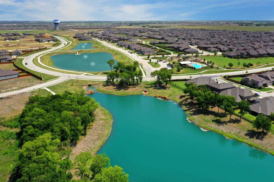 Image 15 of the Arrowbrooke community in Aubrey, TX.