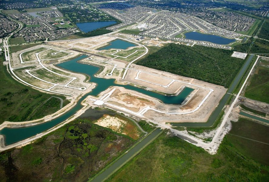 Site preparation and early development at Legacy in League City, TX (Image 23).