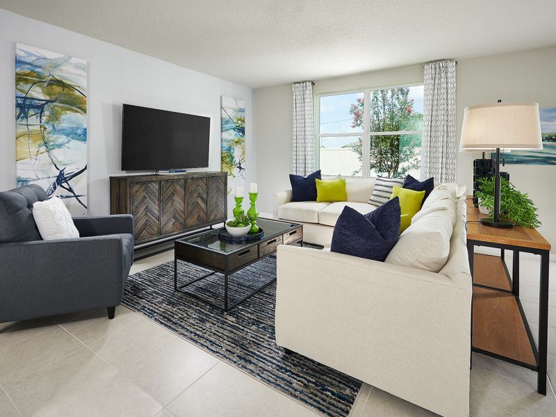 Image 12 of the Lucerne Park Reserve community in Winter Haven, FL.