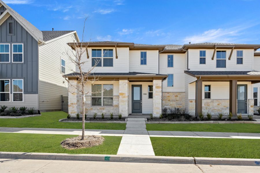 Front exterior of a home in the Harvest 35s community, located in Argyle, TX (Image 13).