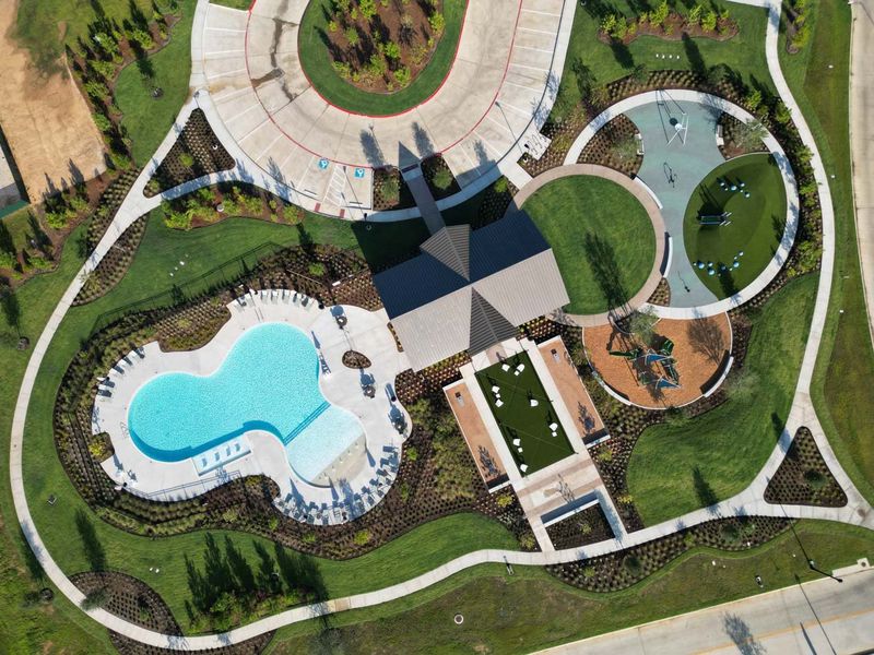 Community amenity available to residents of Emory Glen in Magnolia (Image 2).
