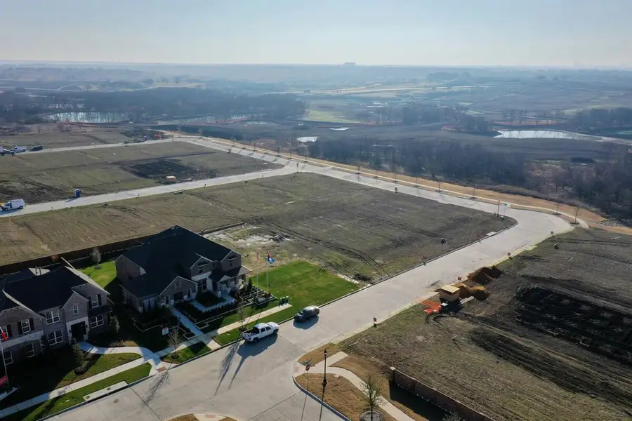 Image 10 of the Hollyhock community in Frisco, TX.