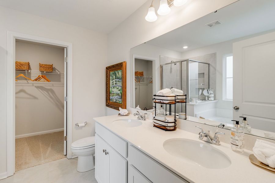 Bartow | Primary Bathroom Bartow | Primary Bathroom