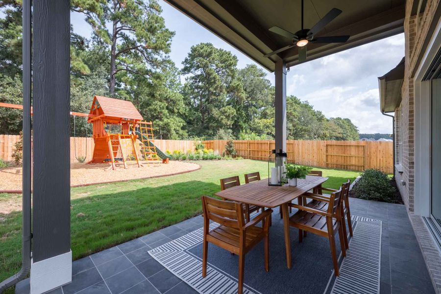 Exterior details of a home in Clopton Farms, Montgomery (Image 4).
