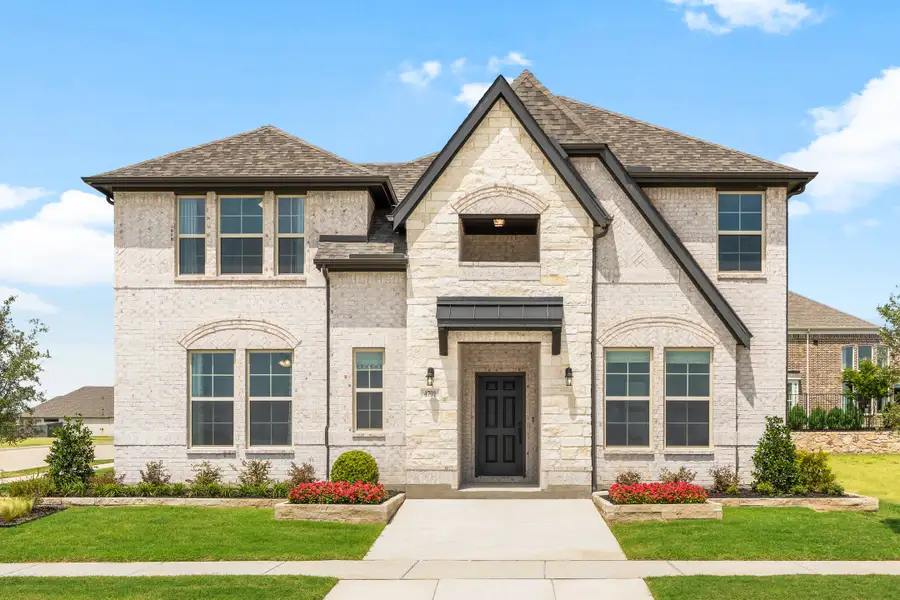 Front exterior of a home in the Goodland: Overlook 60' community, located in Midlothian, TX (Image 3).