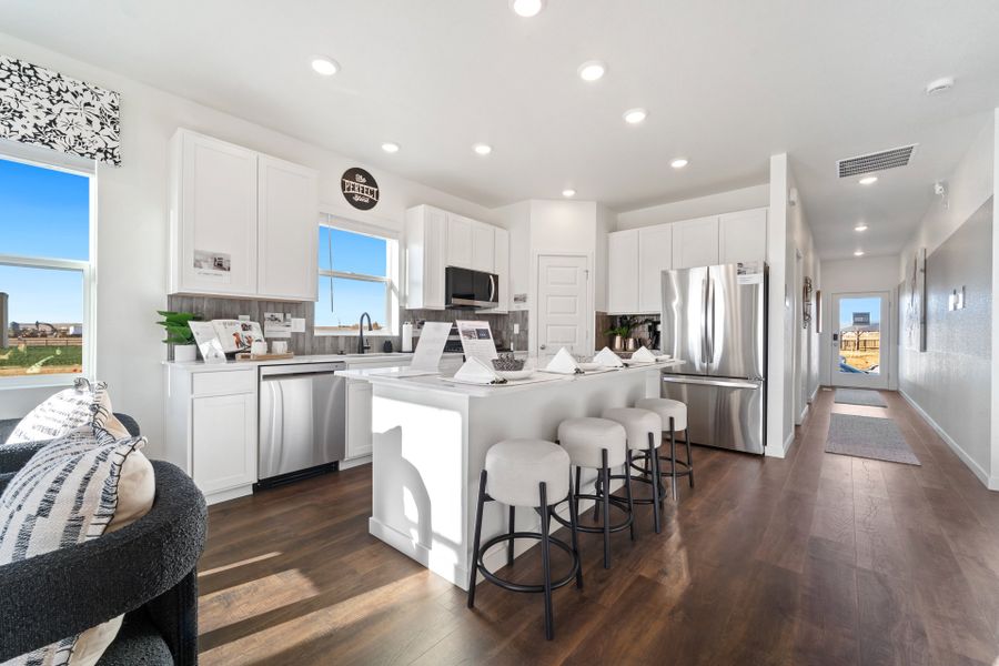 Granary Model Home - Extended Island