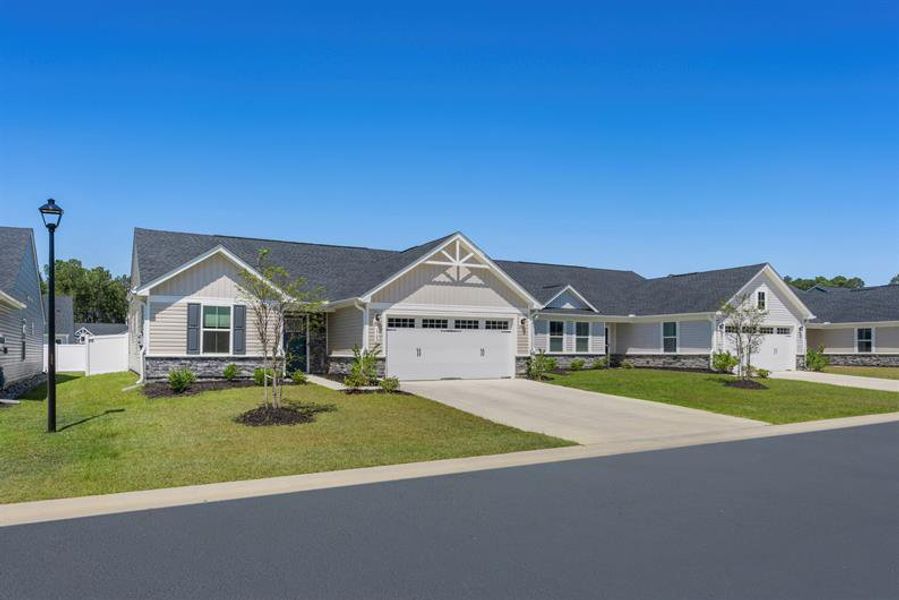 UNMATCHED HOMEBUILDING EXPERIENCE THROUGH EACH PHASE OF THE PROCESS