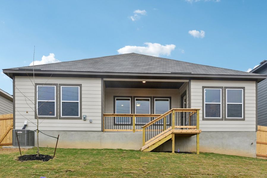 Exterior details of a home in Vista Ridge, Live Oak (Image 3). Exterior details of a home in Vista Ridge, Live Oak (Image 3).