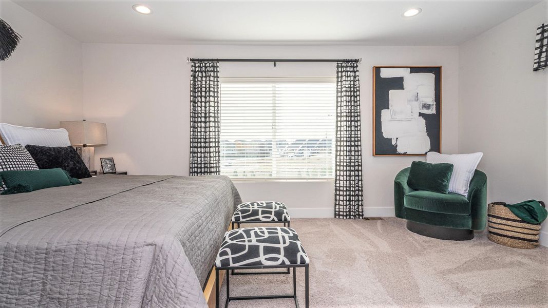 Furnished interior in a model home at Bristol Ridge Townhomes in Ann Arbor (Image 16). Furnished interior in a model home at Bristol Ridge Townhomes in Ann Arbor (Image 16).