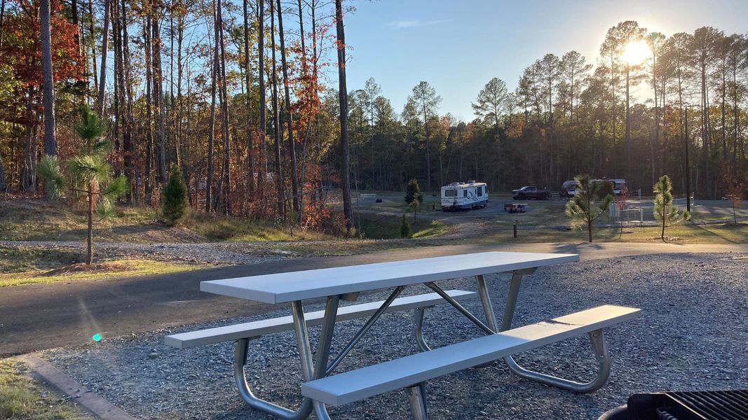 Allison Creek Park minutes from Lakeside Glen  - RV Campground