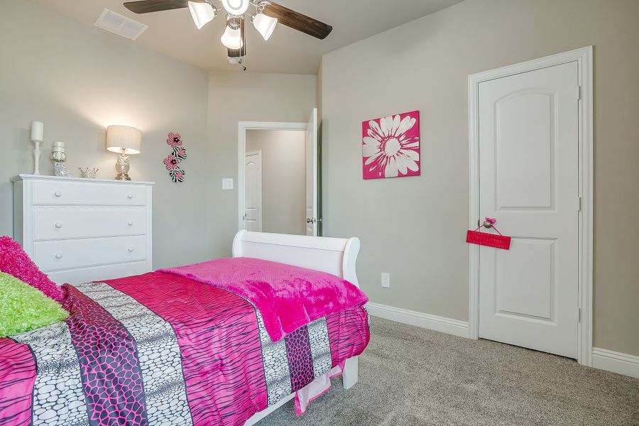 Furnished interior in a model home at Summerwood in Red Oak (Image 22). Furnished interior in a model home at Summerwood in Red Oak (Image 22).