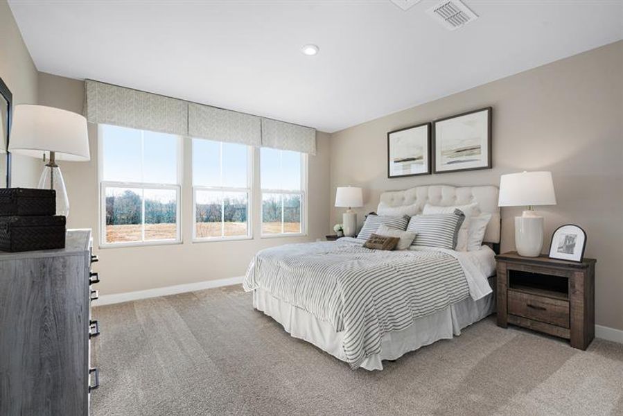 EASIER LIVING WITH FIRST-FLOOR OWNER'S SUITE WITH HUGE WALK-IN CLOSET EASIER LIVING WITH FIRST-FLOOR OWNER'S SUITE WITH HUGE WALK-IN CLOSET