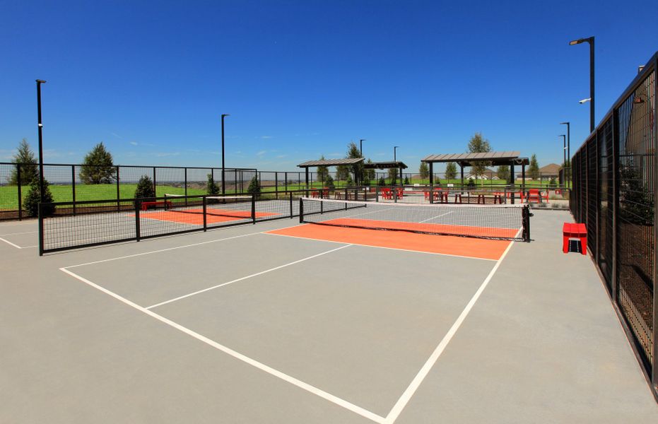 Pickleball at The Courts