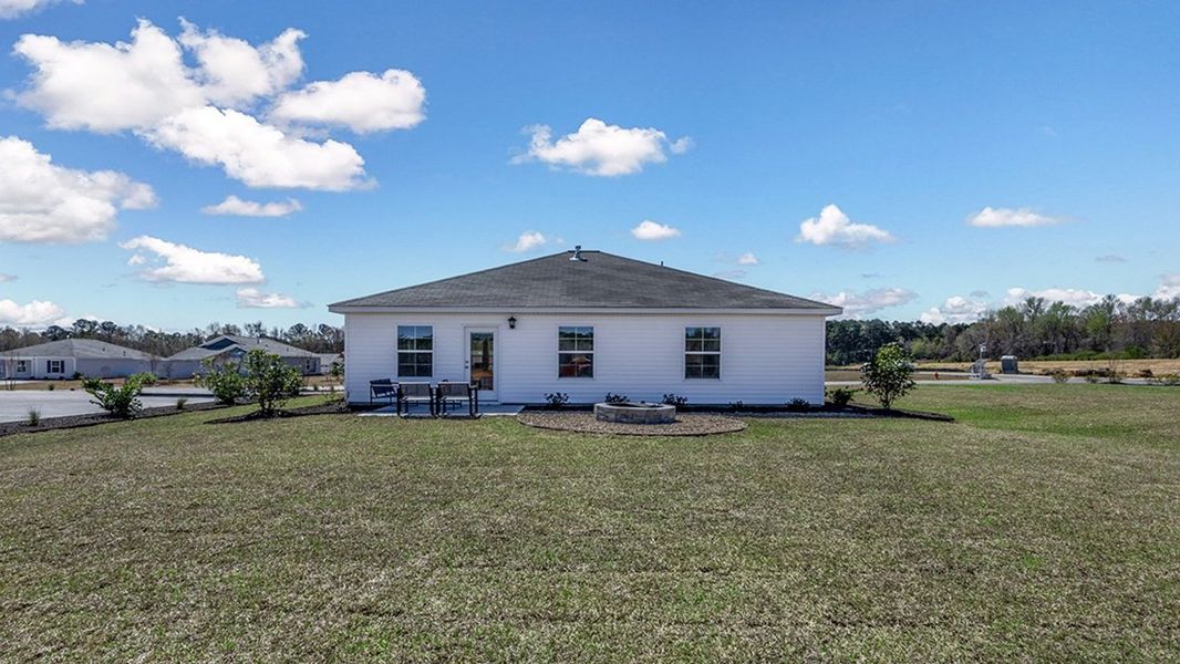 Exterior details of a home in The Park at Wilkinson, Orangeburg (Image 4).
