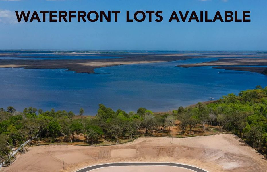 Sandy Bluff offers breathtaking waterfront homesites:Sandy Bluff offers breathtaking waterfront homesites