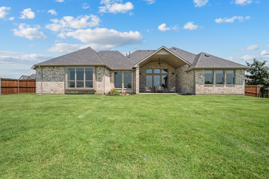 Exterior details of a home in NorthGlen, Haslet (Image 13). Exterior details of a home in NorthGlen, Haslet (Image 13).
