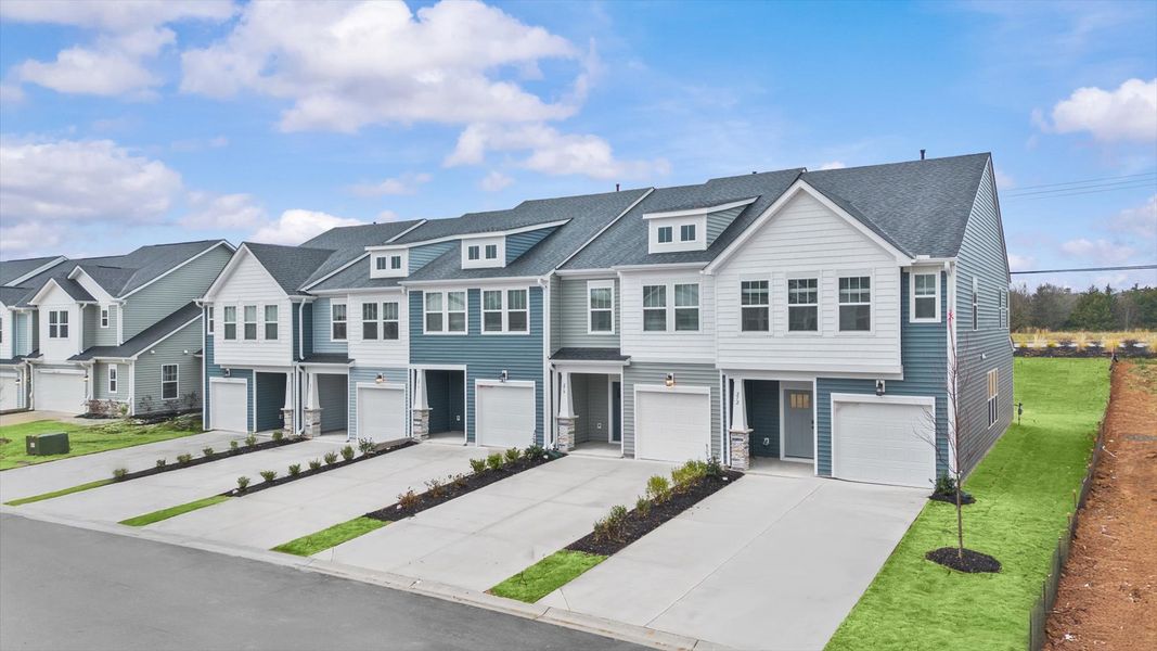 Front exterior of a home in the Barton Hollow community, located in Fountain Inn, SC (Image 11).