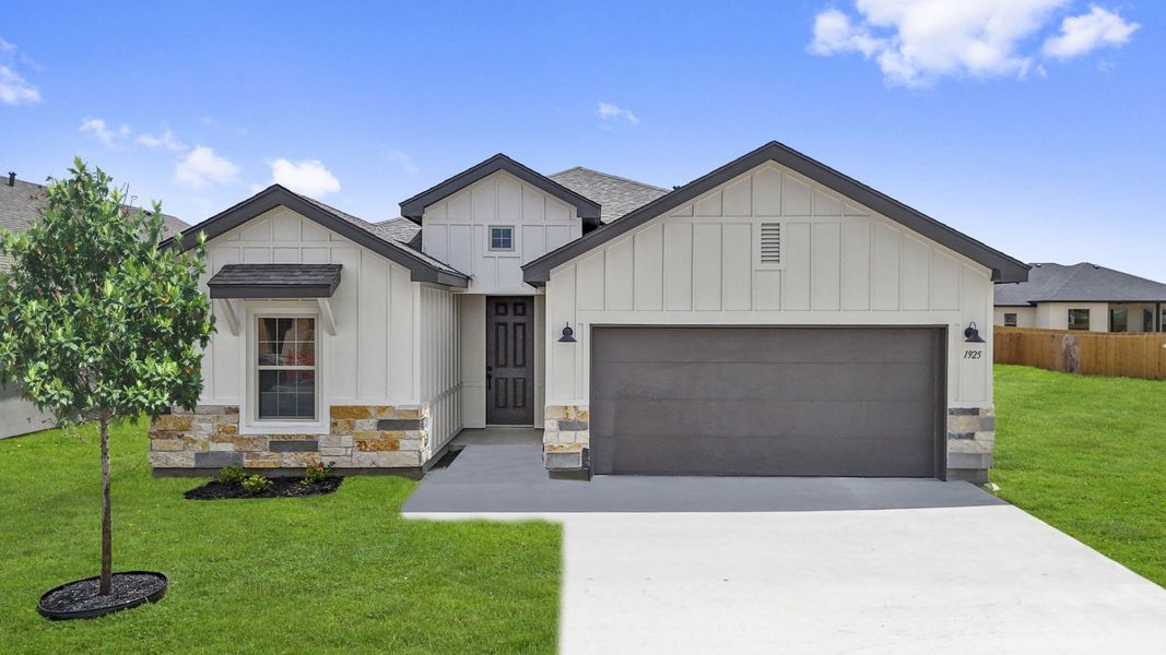 Front exterior of a home in the Paloma Ranch community, located in Harlingen, TX (Image 36).