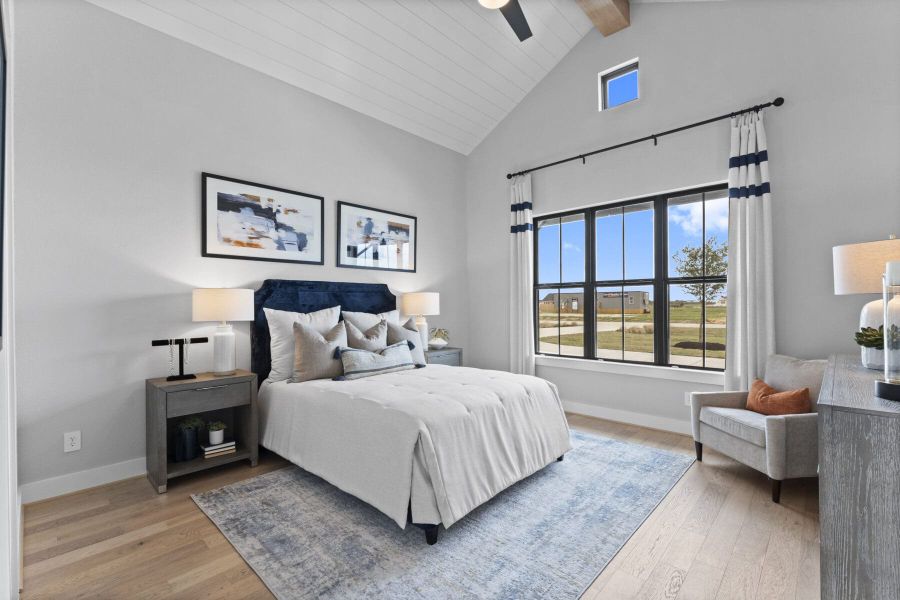 Furnished interior in a model home at Lakeview 100’s in Waller (Image 4).