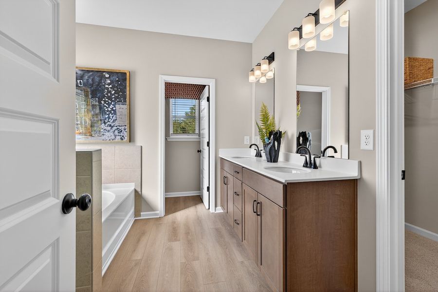 Furnished interior in a model home at Stonebridge North in Macon (Image 53).