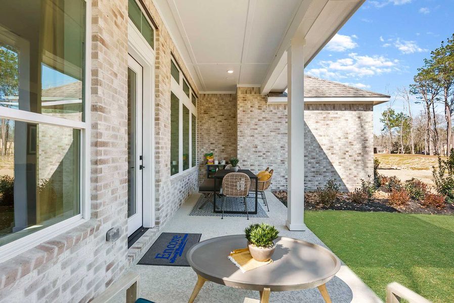 Exterior details of a home in The Highlands 45' - Encore Collection, Porter (Image 4).