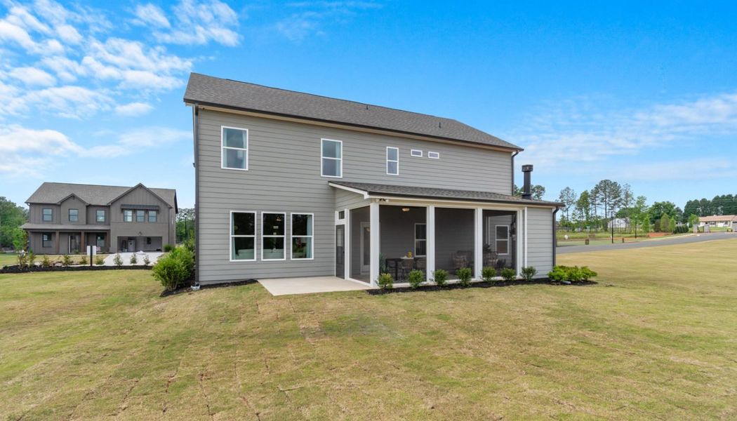 Exterior details of a home in Summerlin, Winder (Image 25).