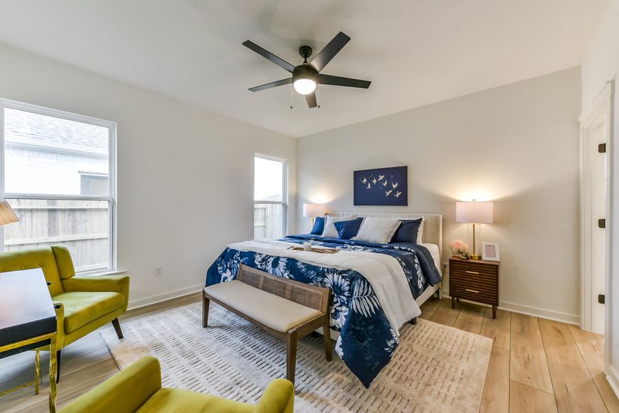 Aldeana  - Rosharon, TX - DSLD Homes - Model Home - Eastover II T - Primary Suite