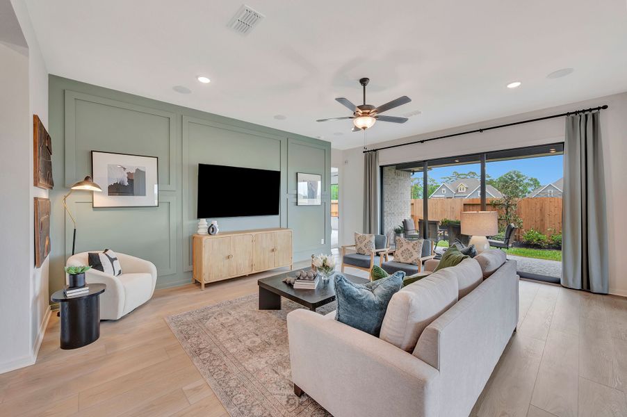 Furnished interior in a model home at Sundance Cove Lakeside - Overlook View Collection in Crosby (Image 25).