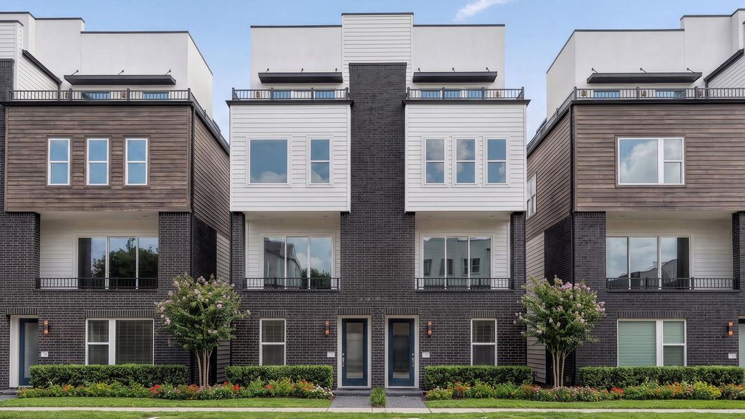 Image 19 of the Commerce Row community in Houston, TX.