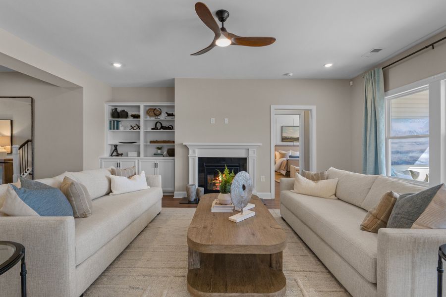 Furnie's Place New Homes in Loris, SC.  - Slide 11