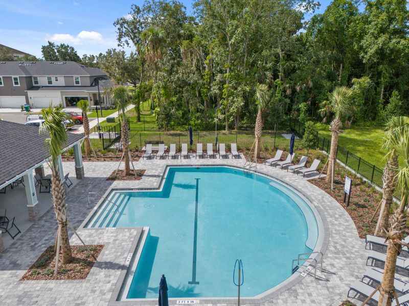 Image 36 of the Hickory Grove community in Winter Springs, FL.