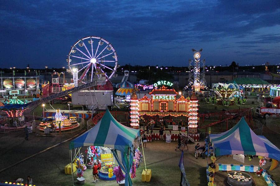 Image 33 of the Stark Farms community in Denton, TX.