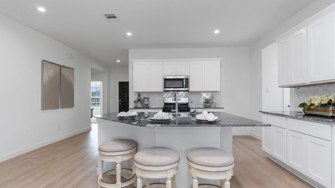 Furnished interior in a model home at Caldwell Crossing in Iowa Colony (Image 20). Furnished interior in a model home at Caldwell Crossing in Iowa Colony (Image 20).