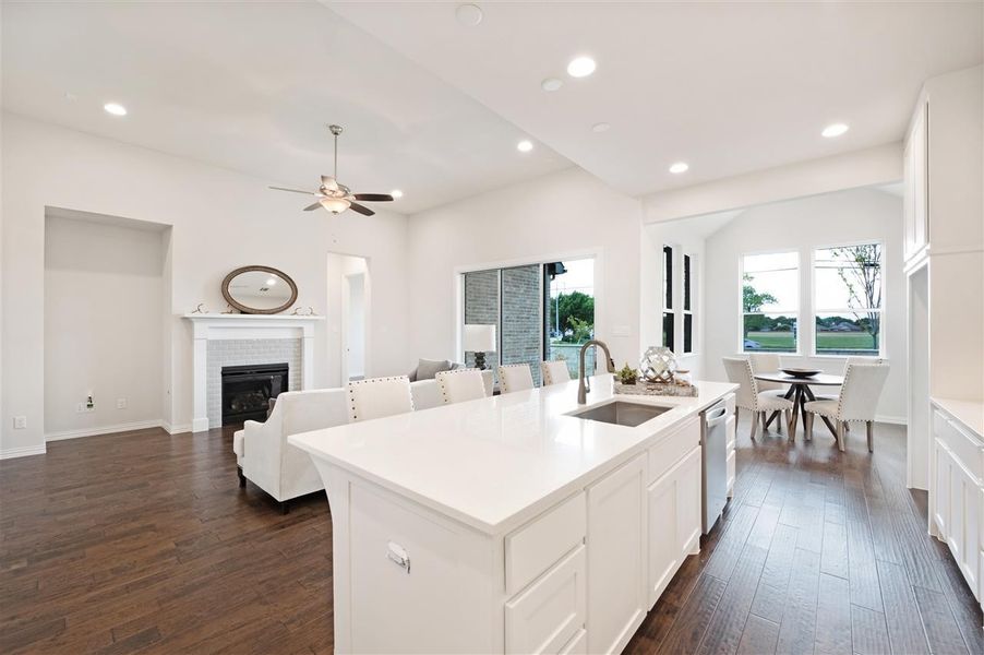 Image 50 of the University Place community in Dallas, TX.