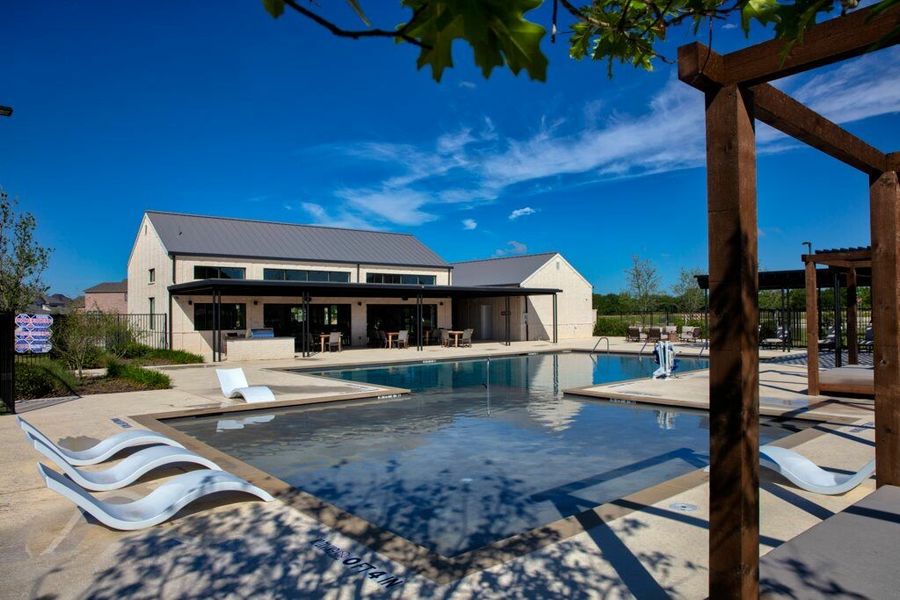 Image 7 of the Estates at Shaddock community in Frisco, TX.