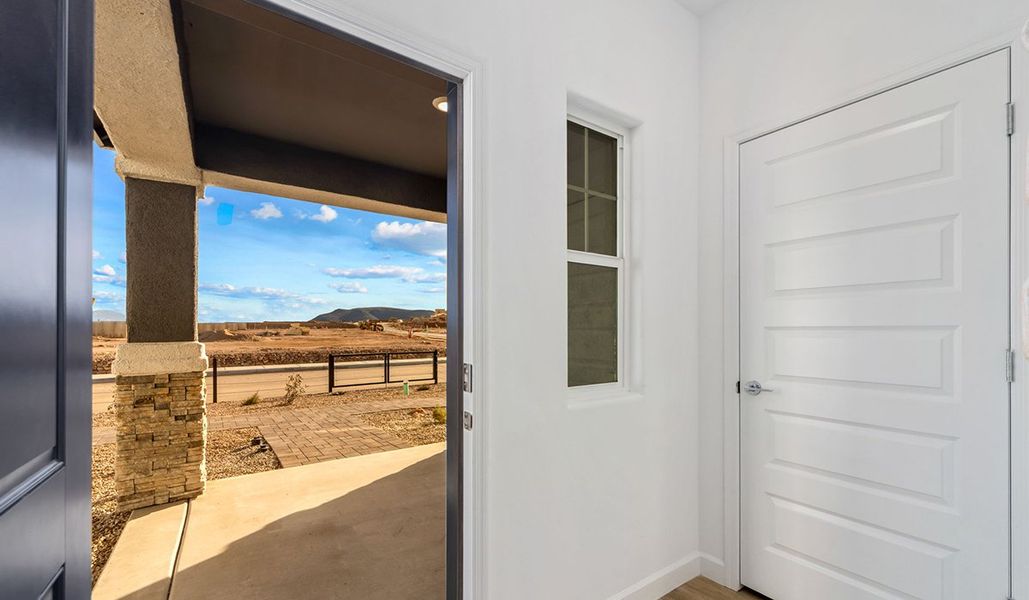 Exterior details of a home in Redford Estates, Tucson (Image 8).