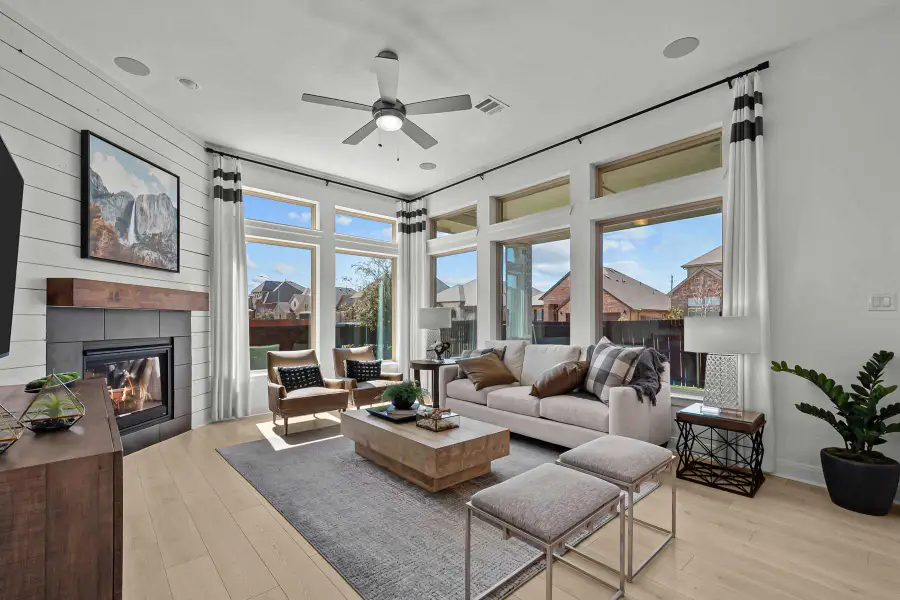 Image 14 of the Lakes of River Trails community in Richland Hills, TX. Image 14 of the Lakes of River Trails community in Richland Hills, TX.