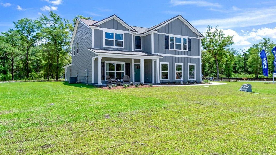 Exterior details of a home in Greystone, Crawfordville (Image 5).