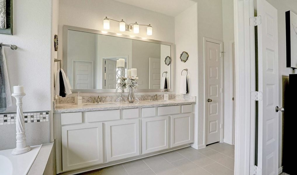 Image 21 of the Kodiak Crossing community in Crosby, TX.