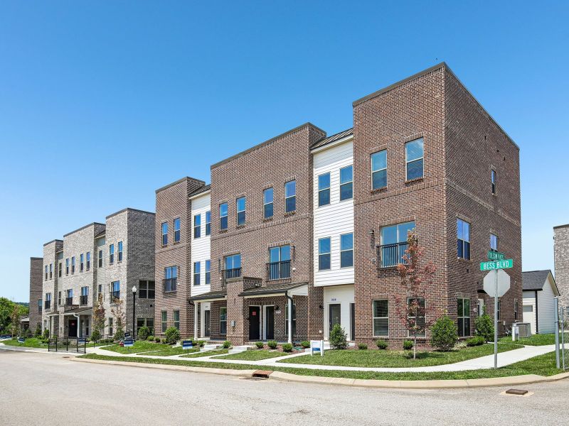 Condo located in Preston Park, Spring Hill, highlighting architectural design (Image 2).