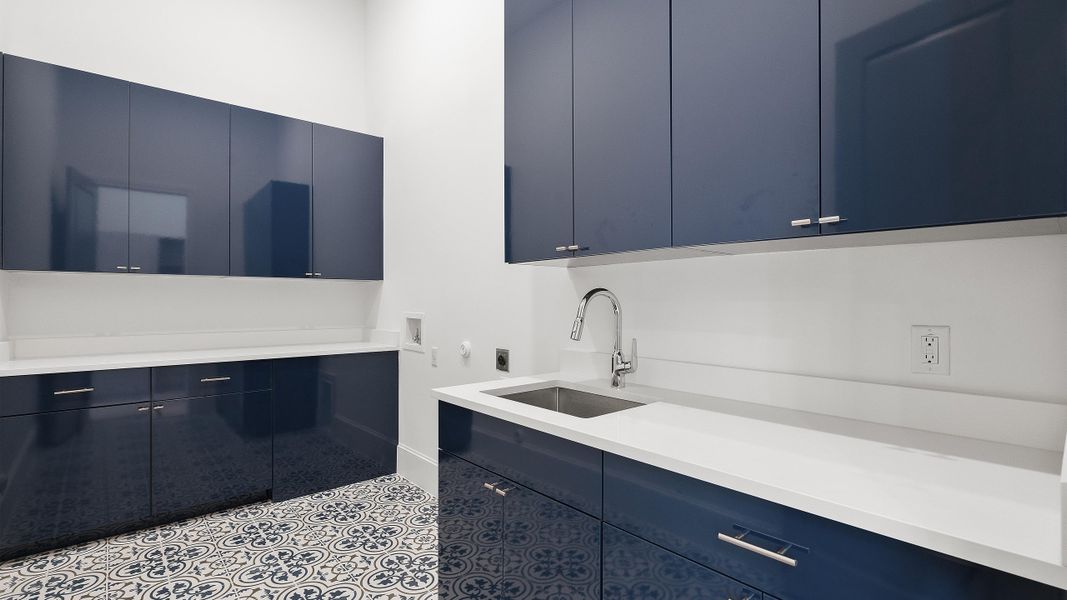 Furnished interior in a model home at The Park at Sunridge in Austin (Image 37).