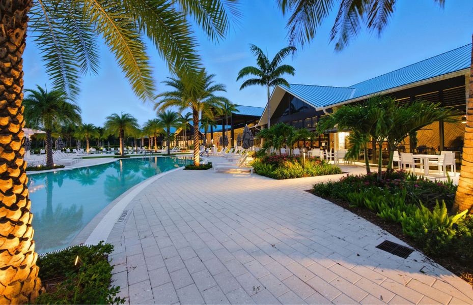 Chic Pool, Chill Vibes