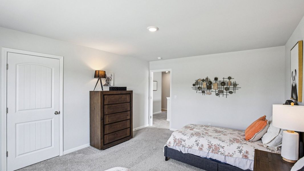 Furnished interior in a model home at Pottsview in Smyrna (Image 40).